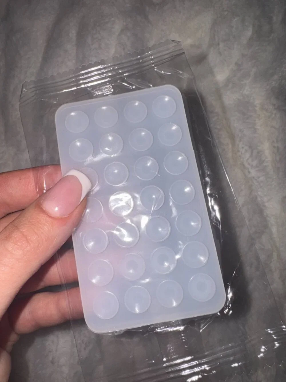 Clear/transparent double sided phone suction